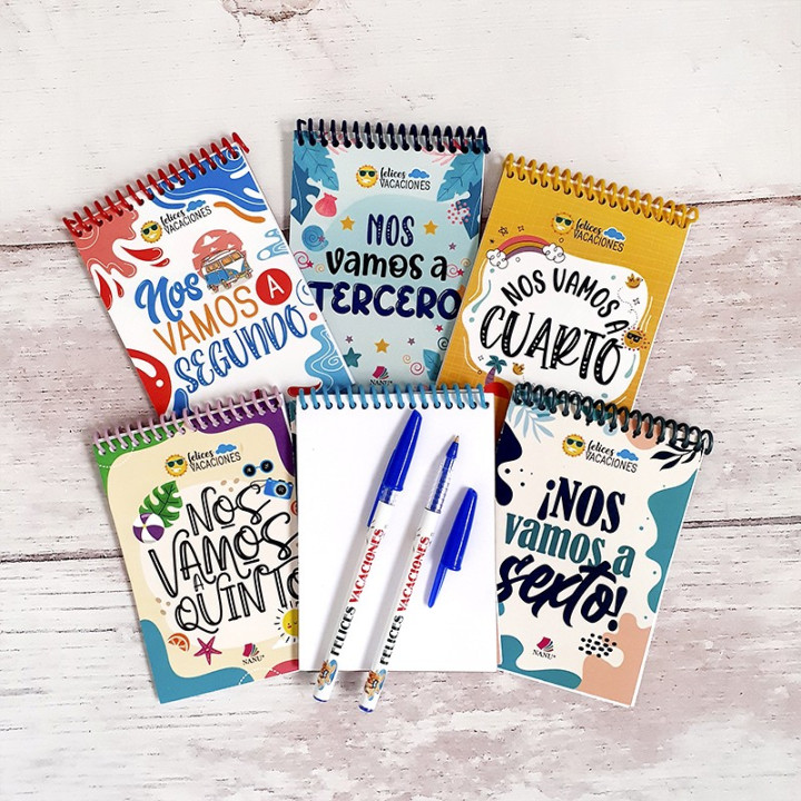 FELICES VACACIONES NOS VAMOS A.....