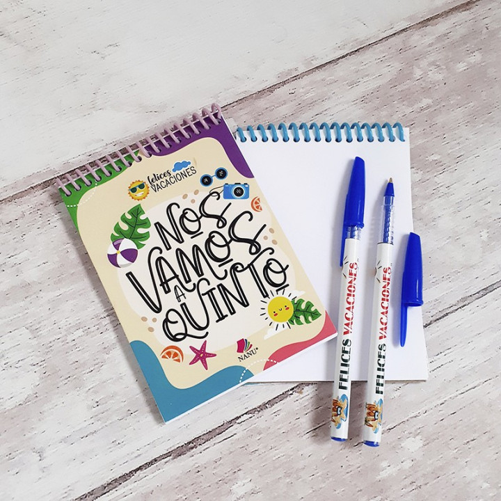FELICES VACACIONES NOS VAMOS A.....