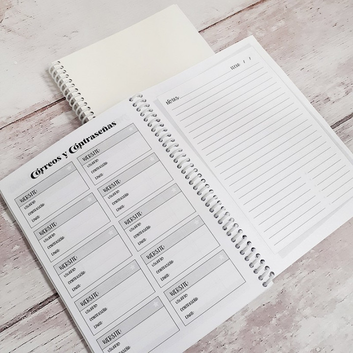 AGENDA PERPETUA TAMAÑO A5 B&N Sublimable