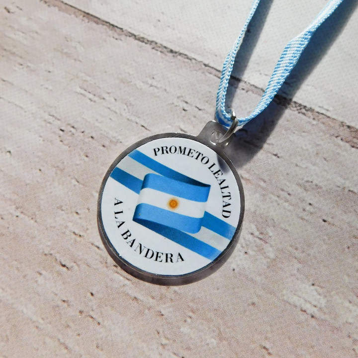 MEDALLA MAS CINTA PROMESA A LA BANDERA METAL CON VINILO