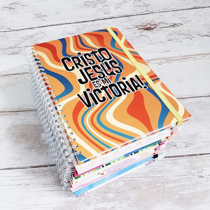CUADERNOS TAPA DURA UNIVERSITARIOS A4 Religioso