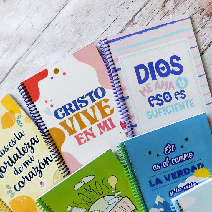 CUADERNO Tamaño A5 Anillados Religioso